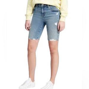 Gap Distressed 9” Bermuda Jean Shorts 0